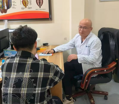 黔西南布依族苗族自治州|男科医师高朋磊：守护男性健康，专业男科诊疗